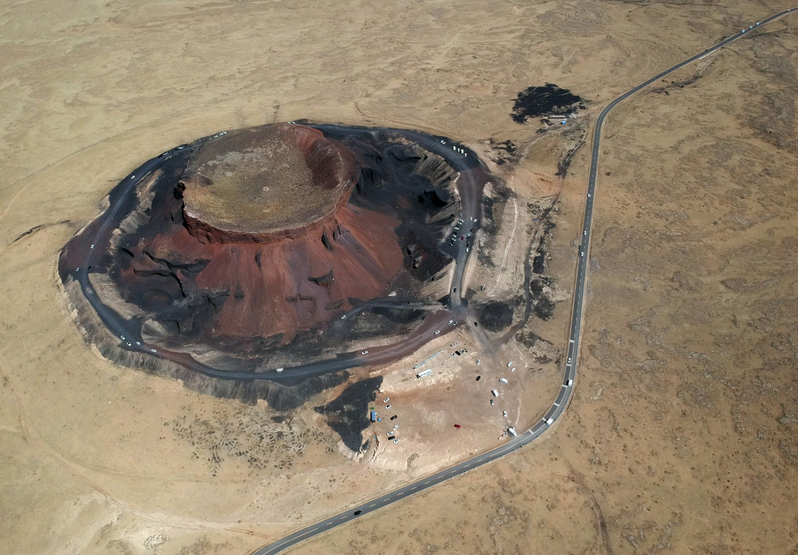 乌兰哈达火山地质公园 参考图 1